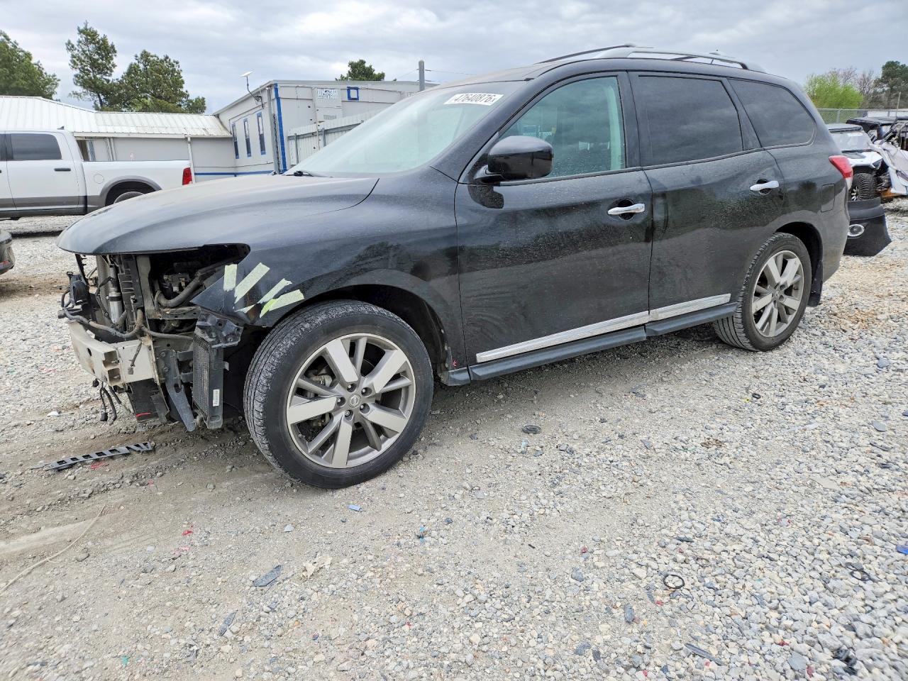 2013 NISSAN PATHFINDER