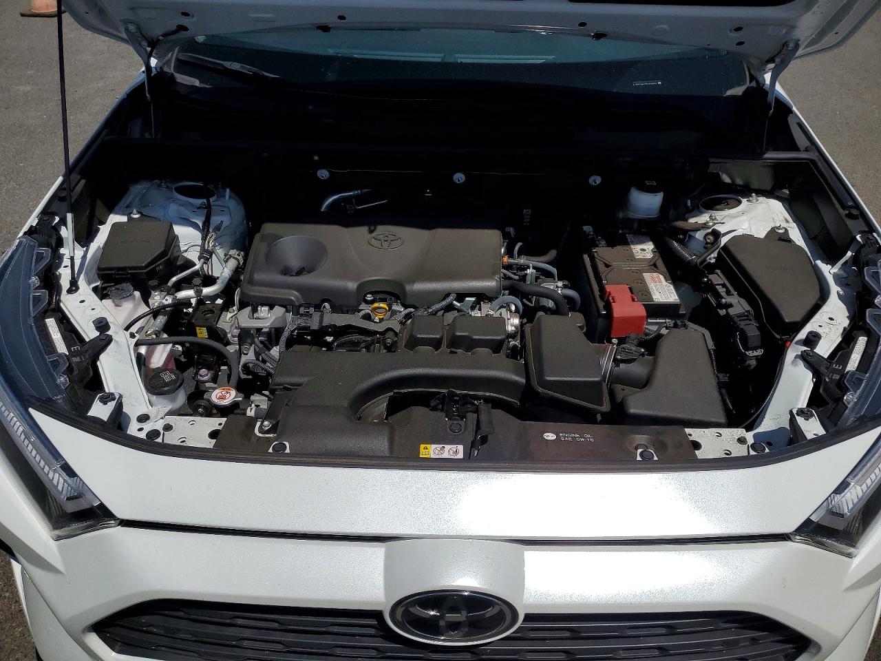2024 TOYOTA RAV4 XLE PREMIUM photo 12