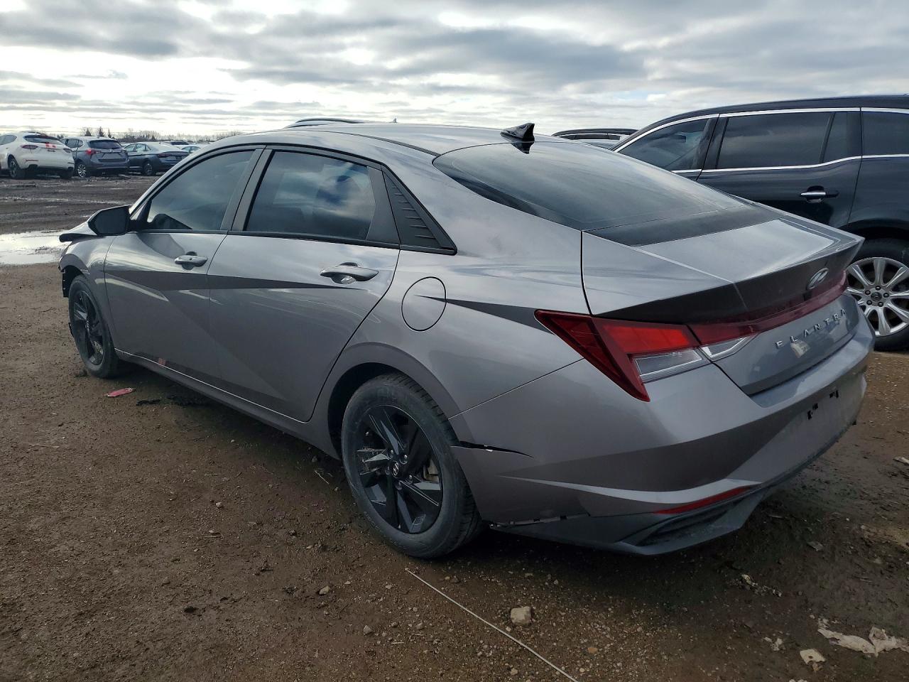 2021 HYUNDAI ELANTRA SEL photo 2