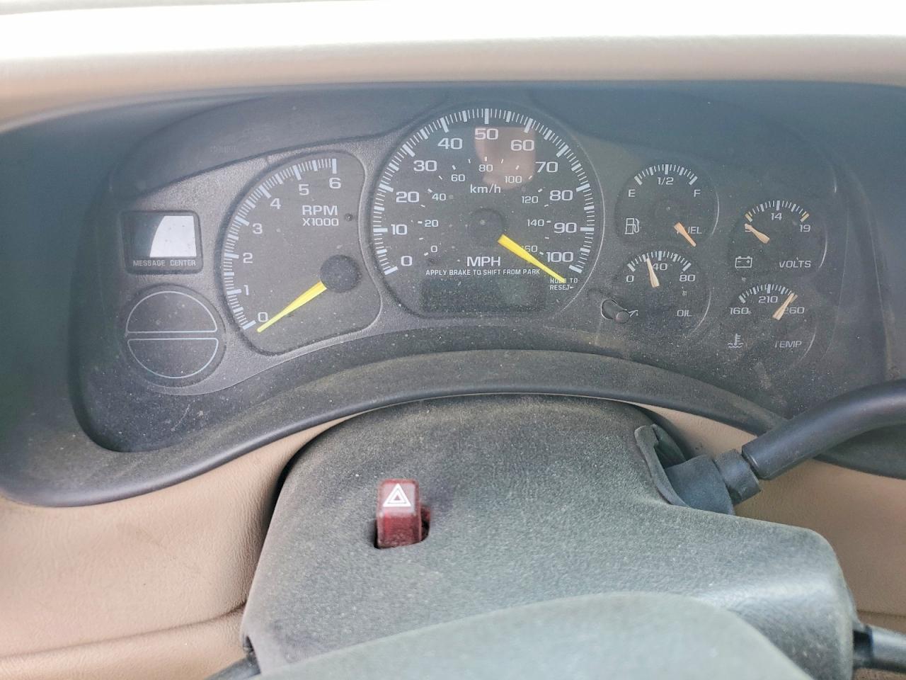 2001 GMC NEW SIERRA C1500 photo 9