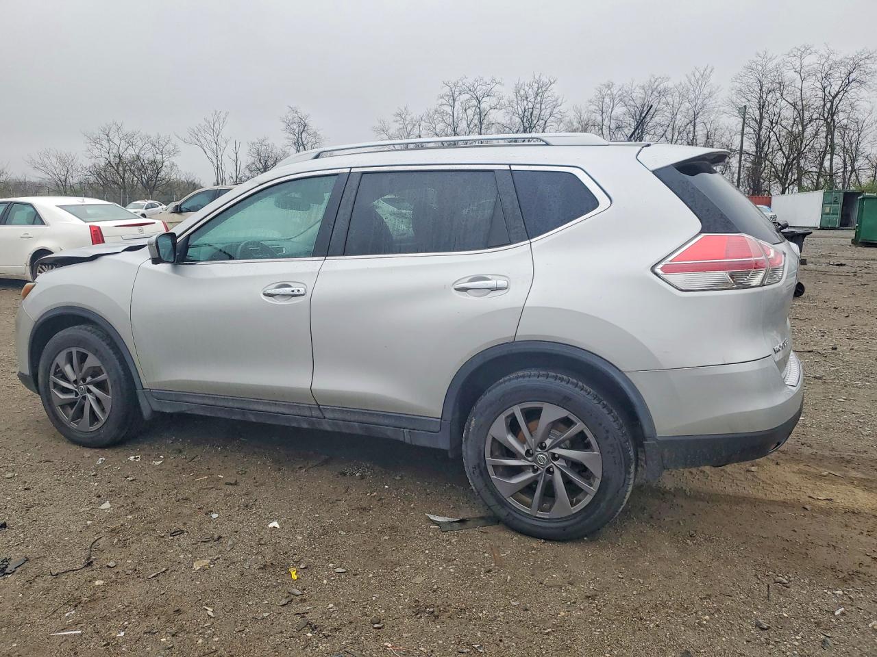 2016 NISSAN ROGUE SL photo 4