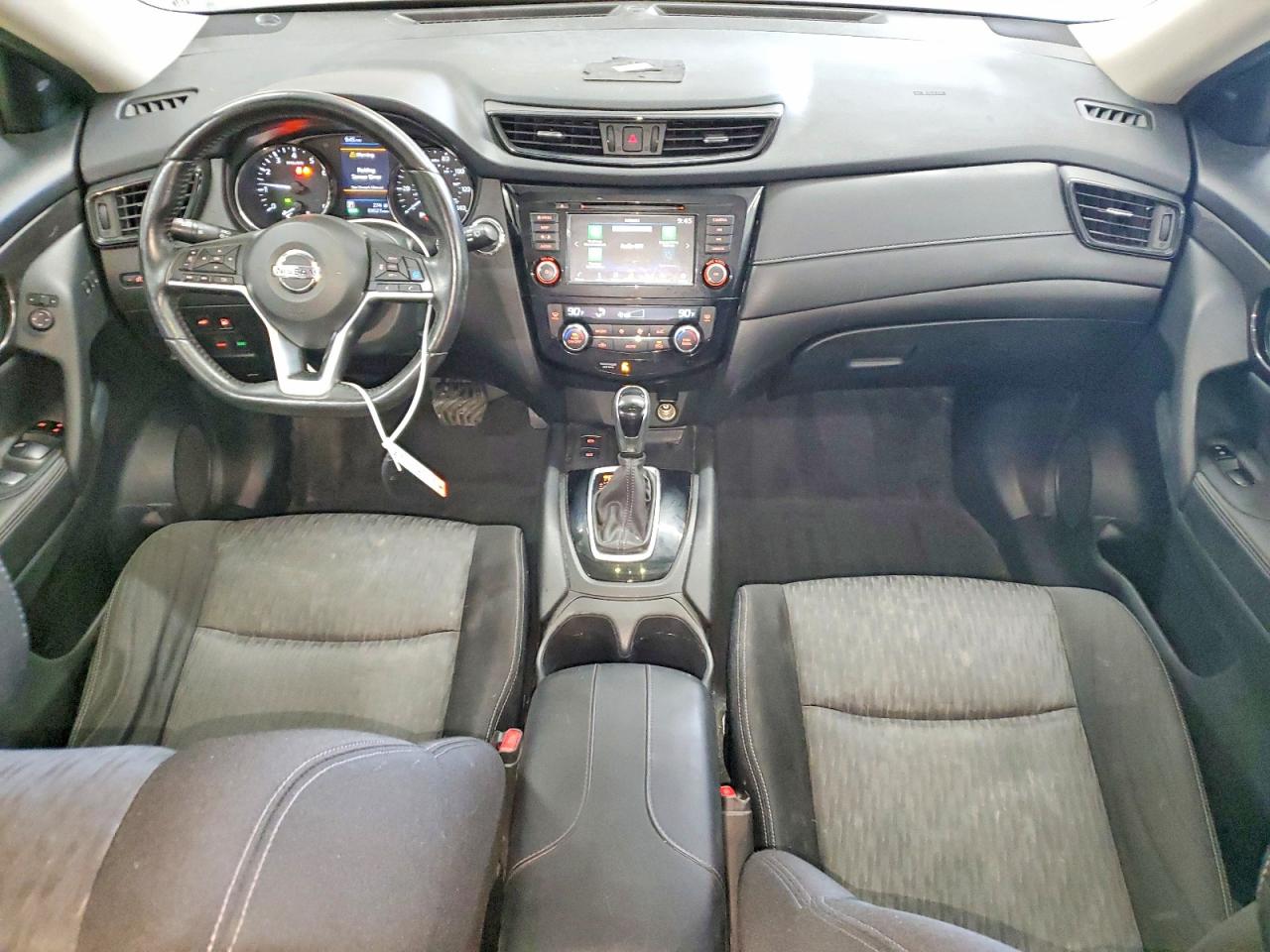 2019 NISSAN ROGUE SV photo 8