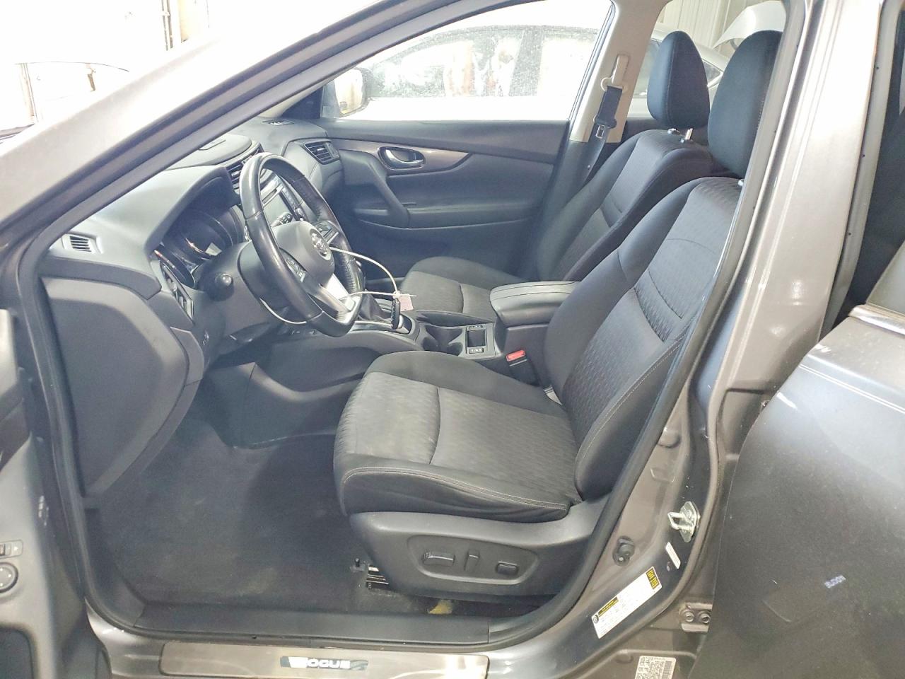 2019 NISSAN ROGUE SV photo 7