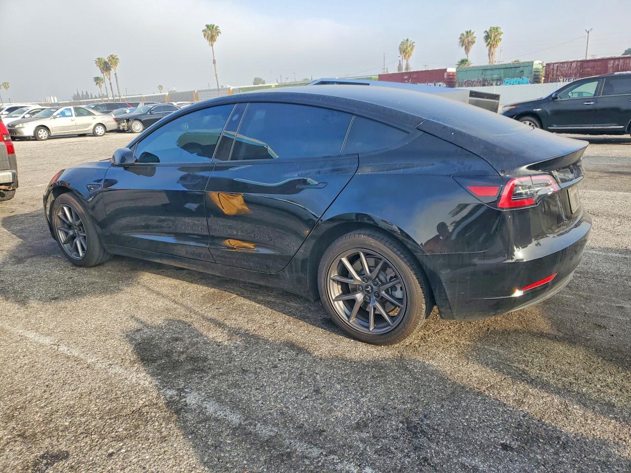 2023 TESLA MODEL 3 photo 2