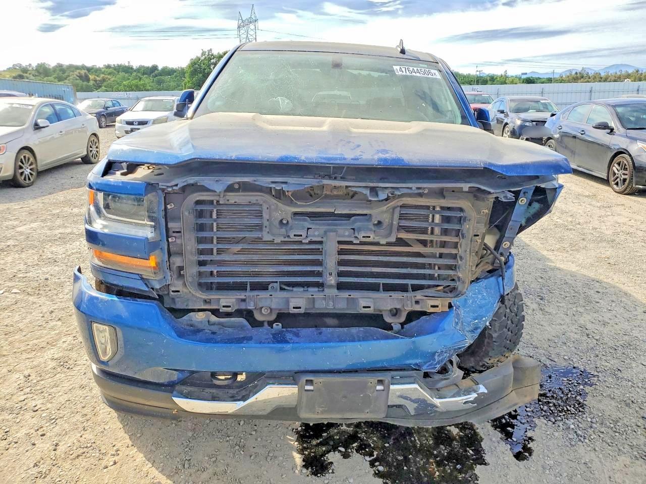 2017 CHEVROLET SILVERADO K1500 LT photo 9