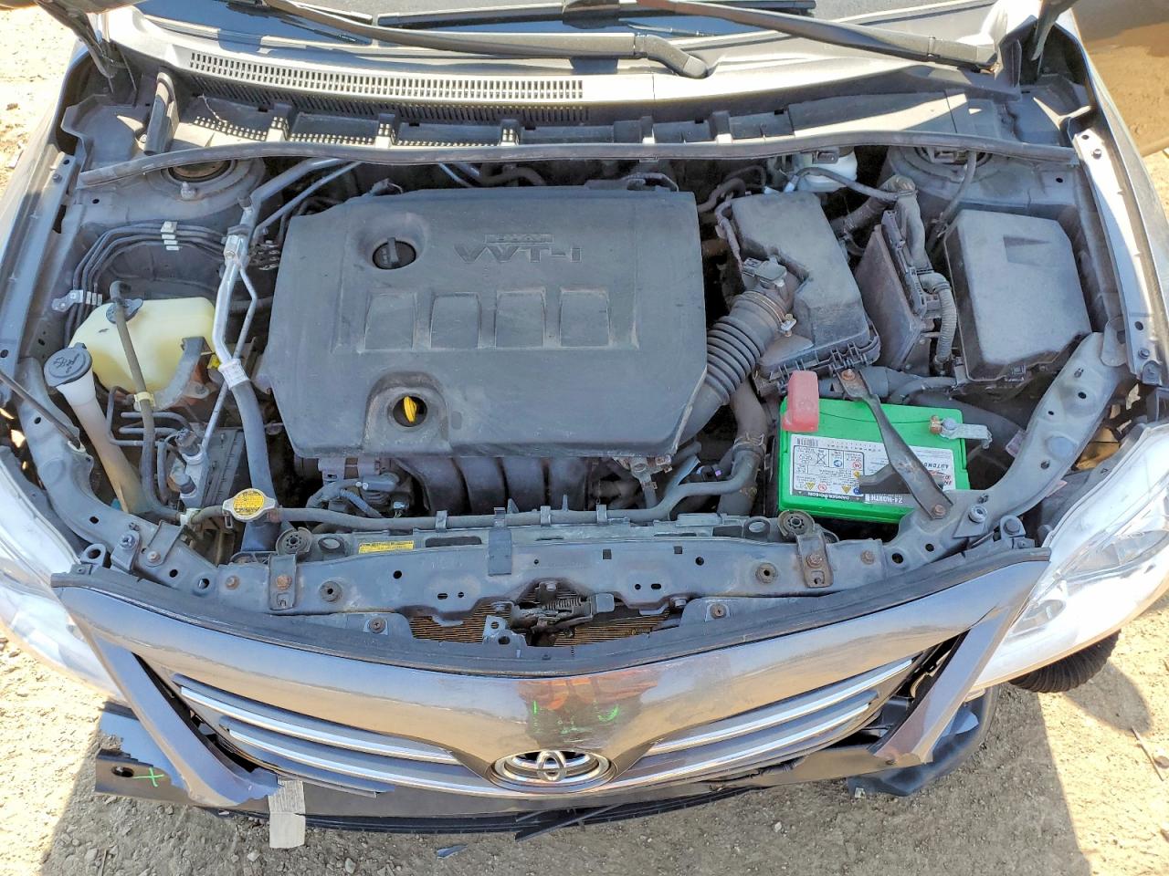 2013 TOYOTA COROLLA LE photo 21