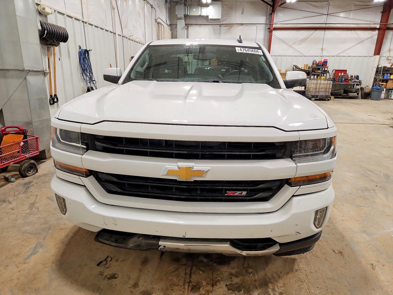 2017 CHEVROLET SILVERADO K1500 LT photo 13