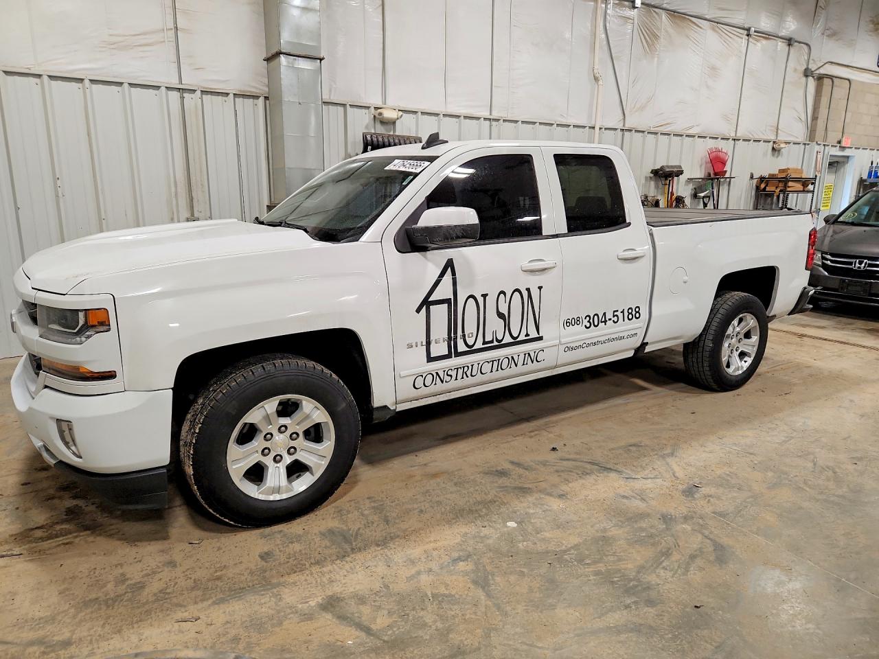 2017 CHEVROLET SILVERADO