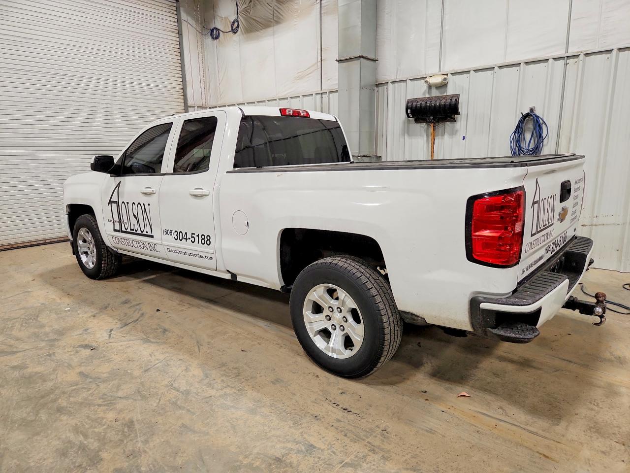 2017 CHEVROLET SILVERADO K1500 LT photo 4