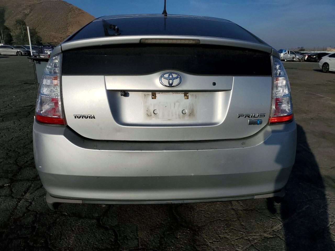 2008 TOYOTA PRIUS BASE photo 16