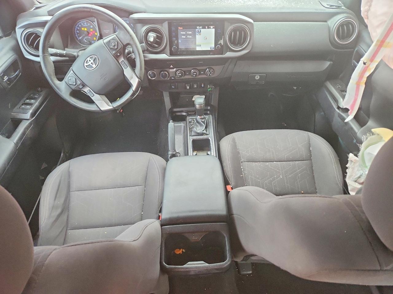 2019 TOYOTA TACOMA TRD OFF-ROAD photo 8
