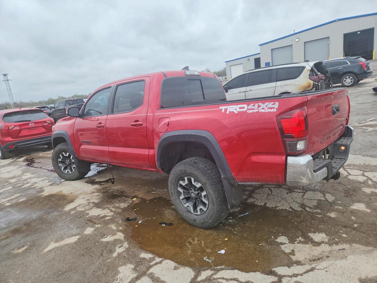 2019 TOYOTA TACOMA TRD OFF-ROAD photo 2