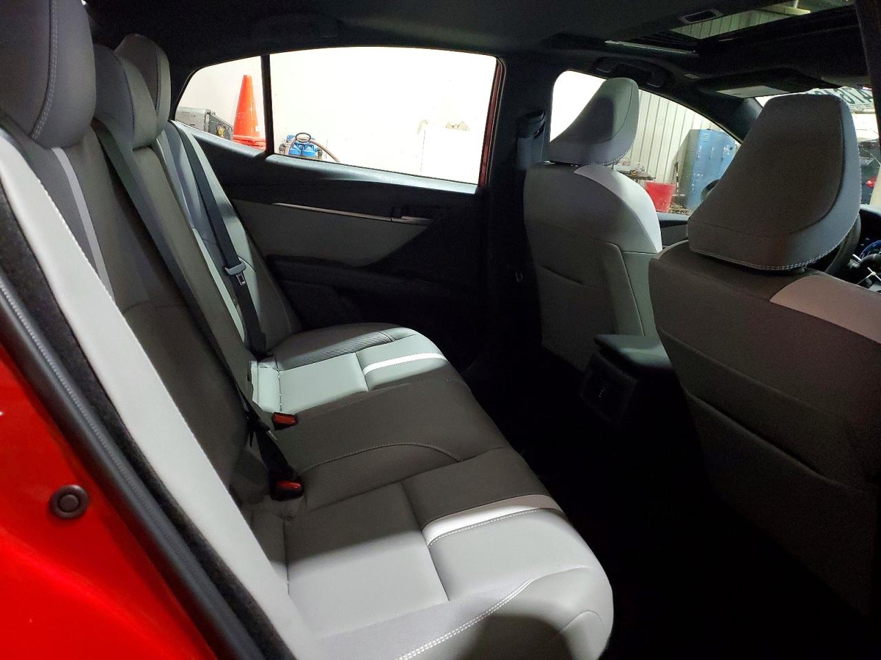 2025 TOYOTA CAMRY SE photo 10