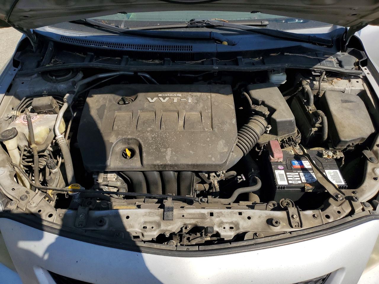 2010 TOYOTA COROLLA S photo 11