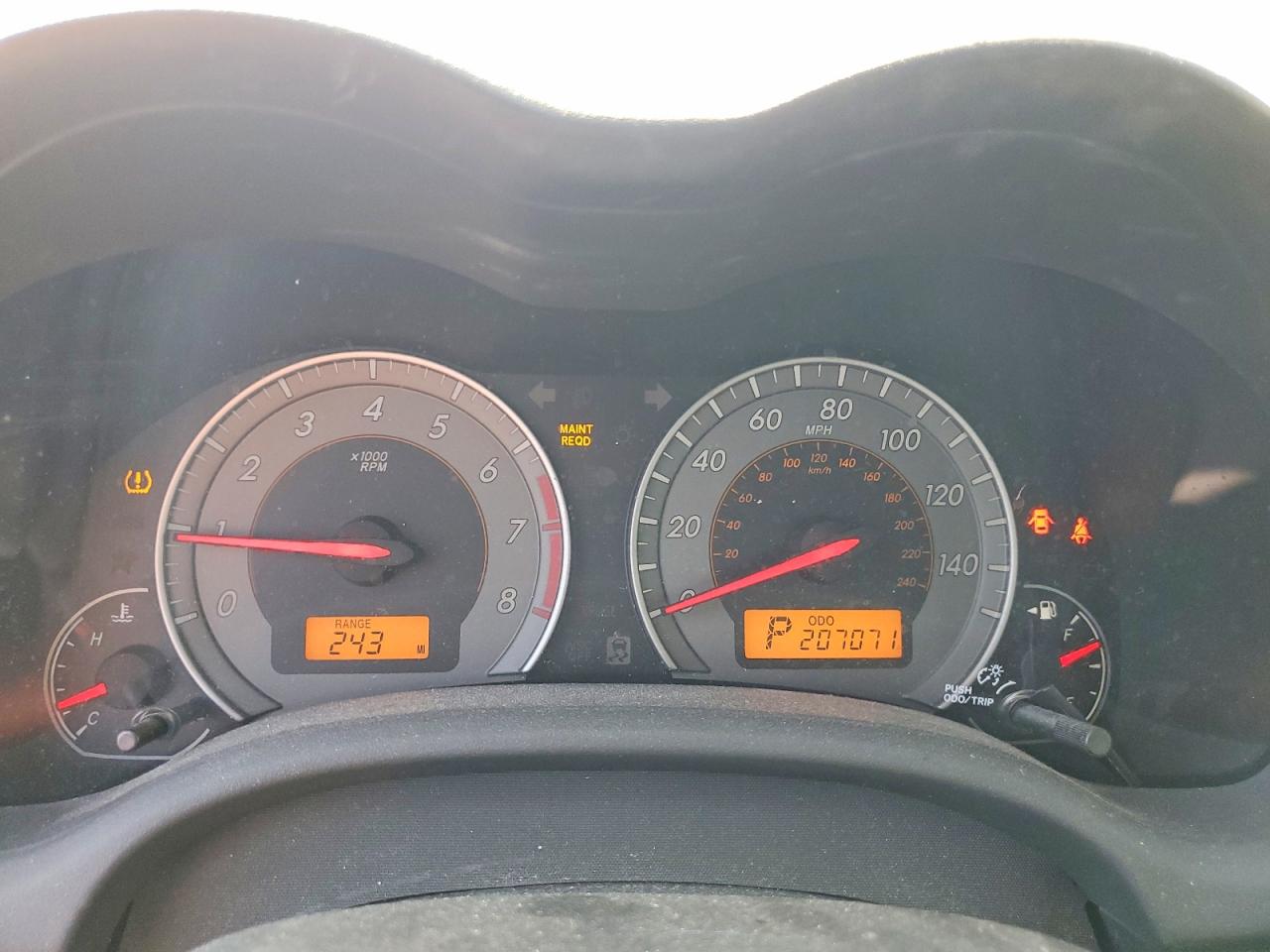 2010 TOYOTA COROLLA S photo 9
