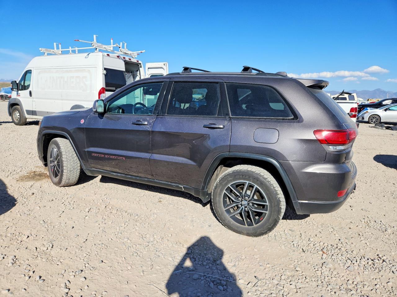 2018 JEEP GRAND CHEROKEE TRAILHAWK photo 2
