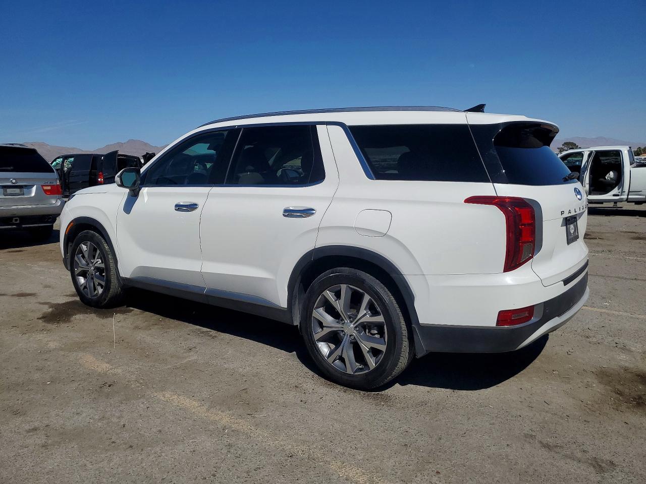 2022 HYUNDAI PALISADE SEL photo 2