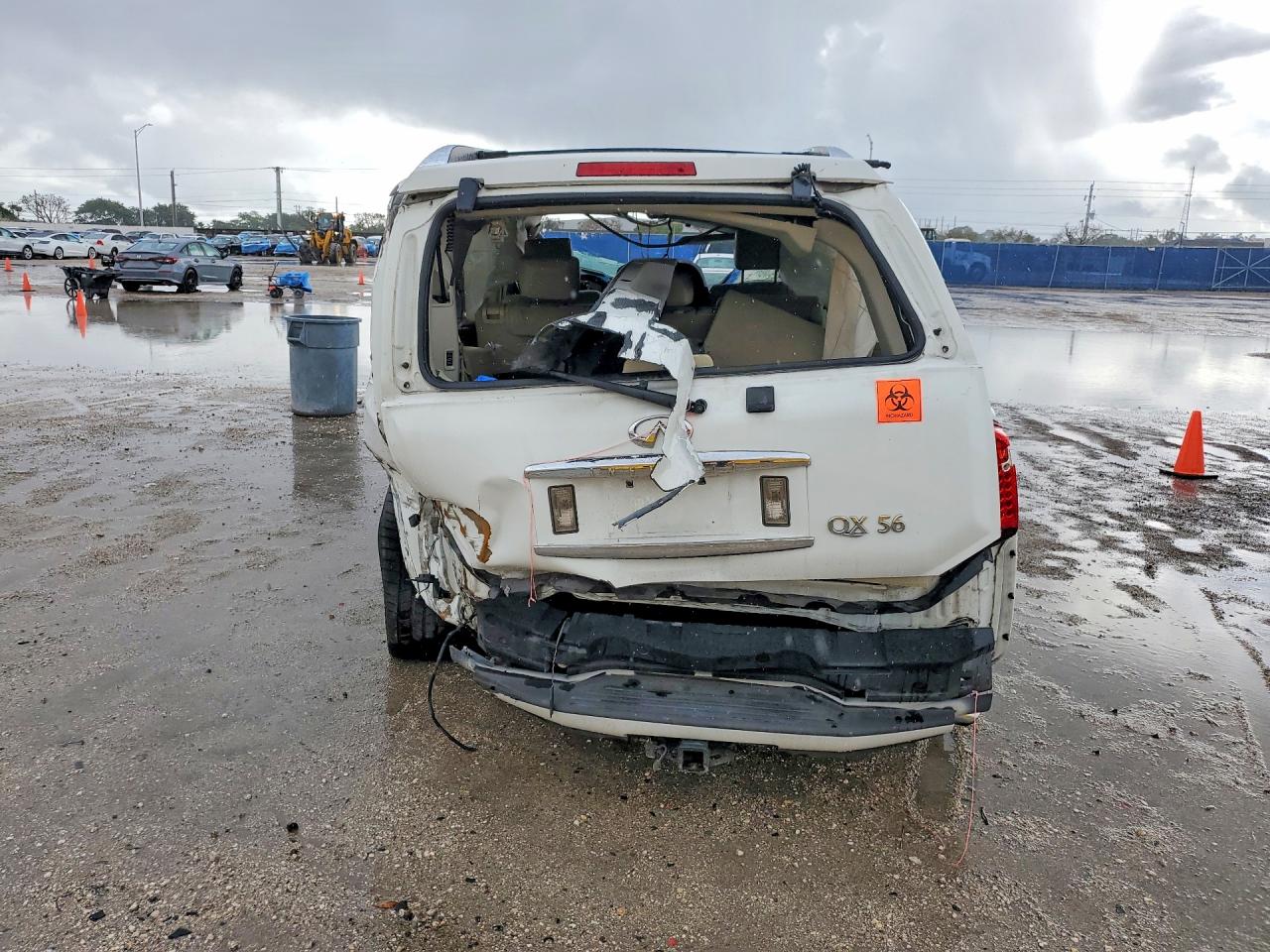 2008 INFINITI QX56 BASE photo 6
