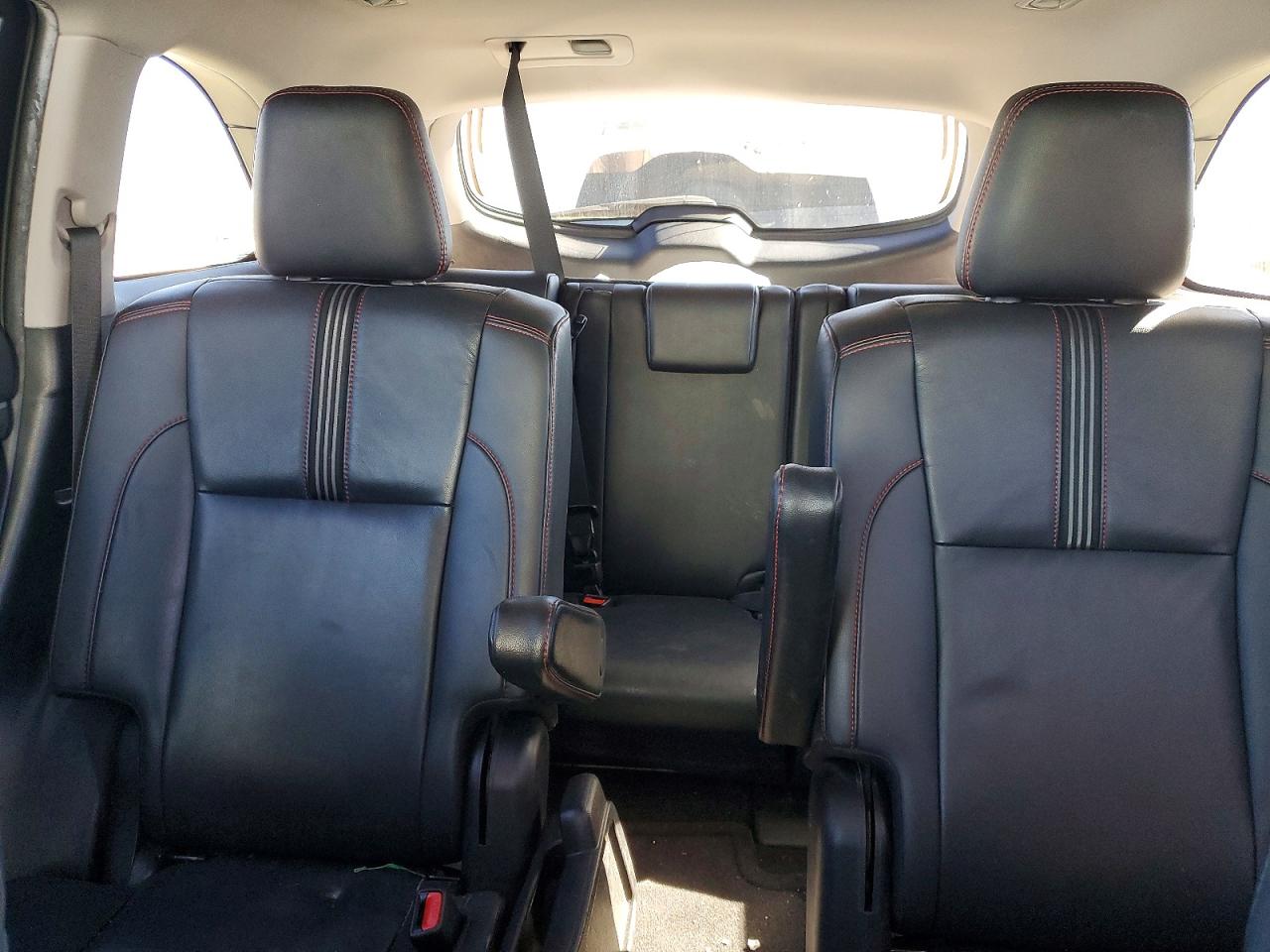 2019 TOYOTA HIGHLANDER SE photo 28