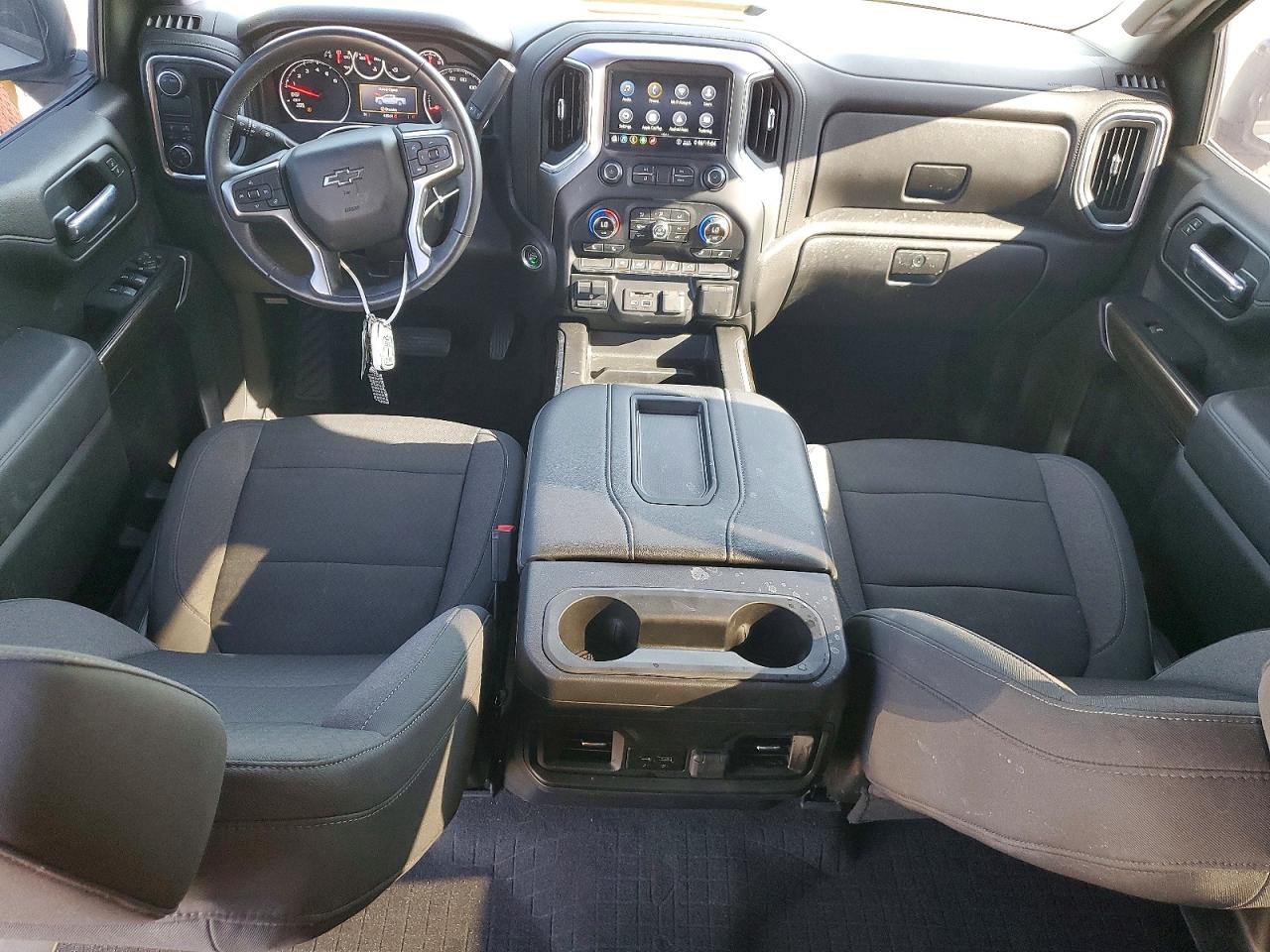 2020 CHEVROLET SILVERADO C1500 RST photo 15