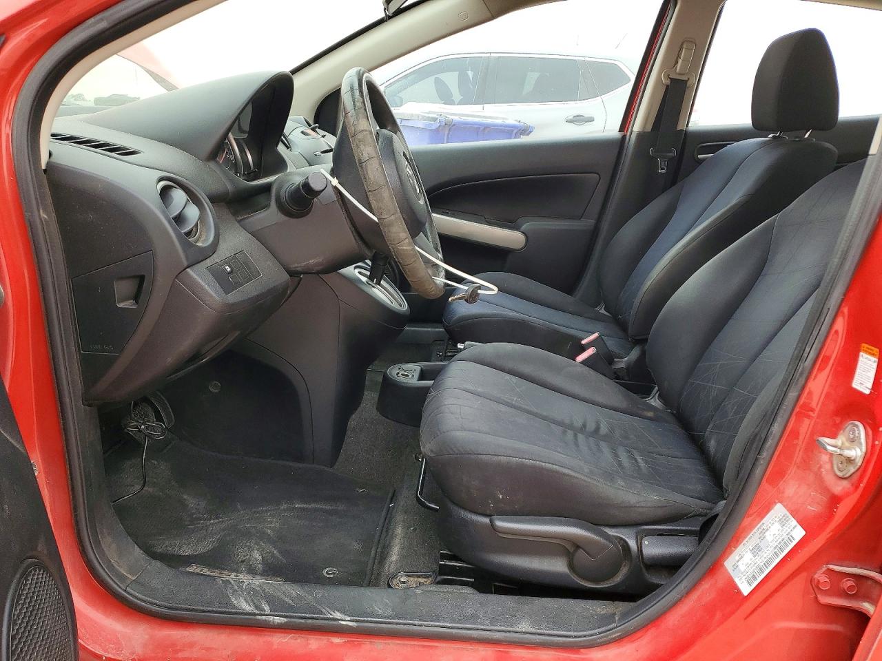 2011 MAZDA MAZDA2 photo 13