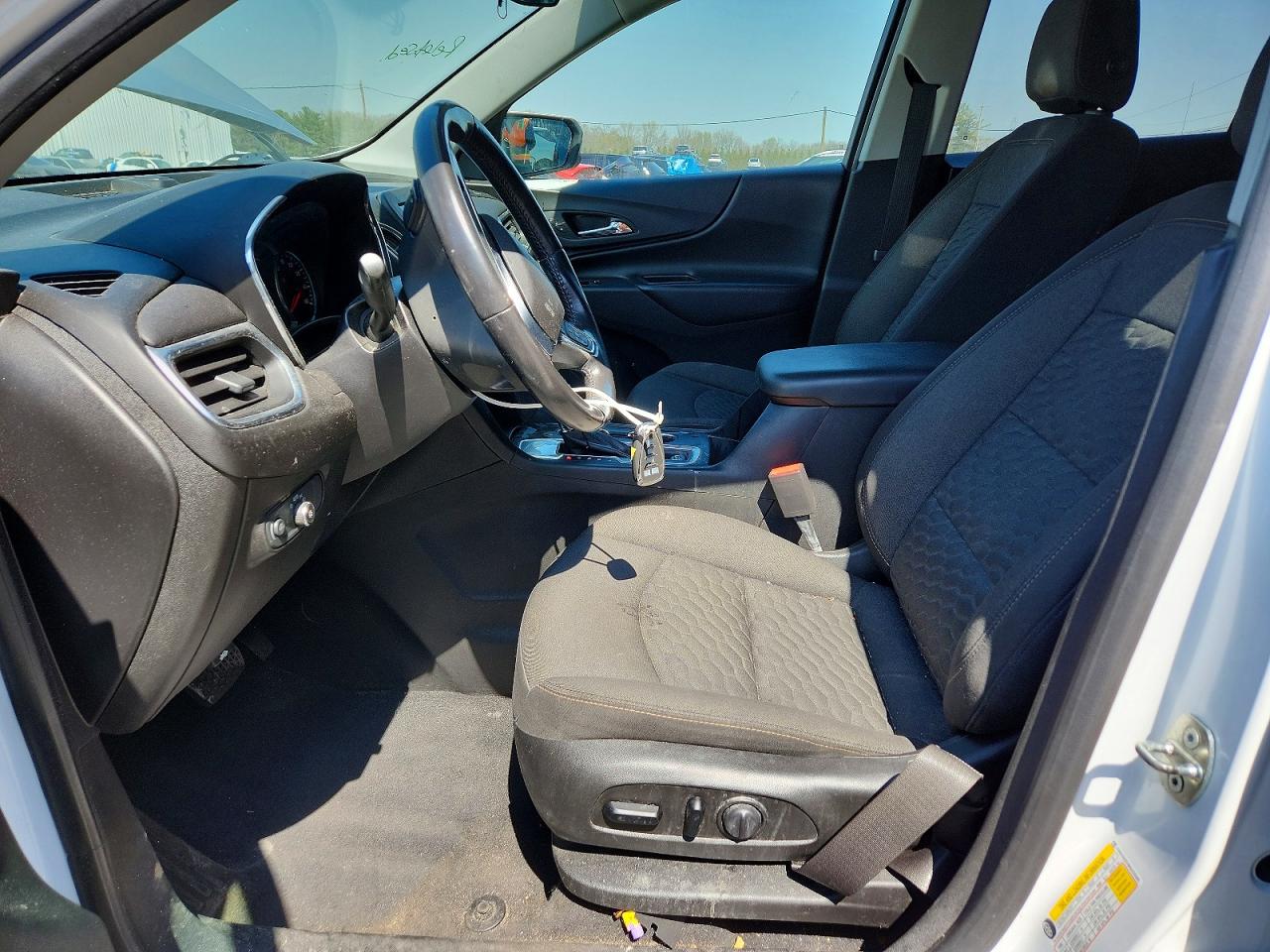 2019 CHEVROLET EQUINOX LT photo 13