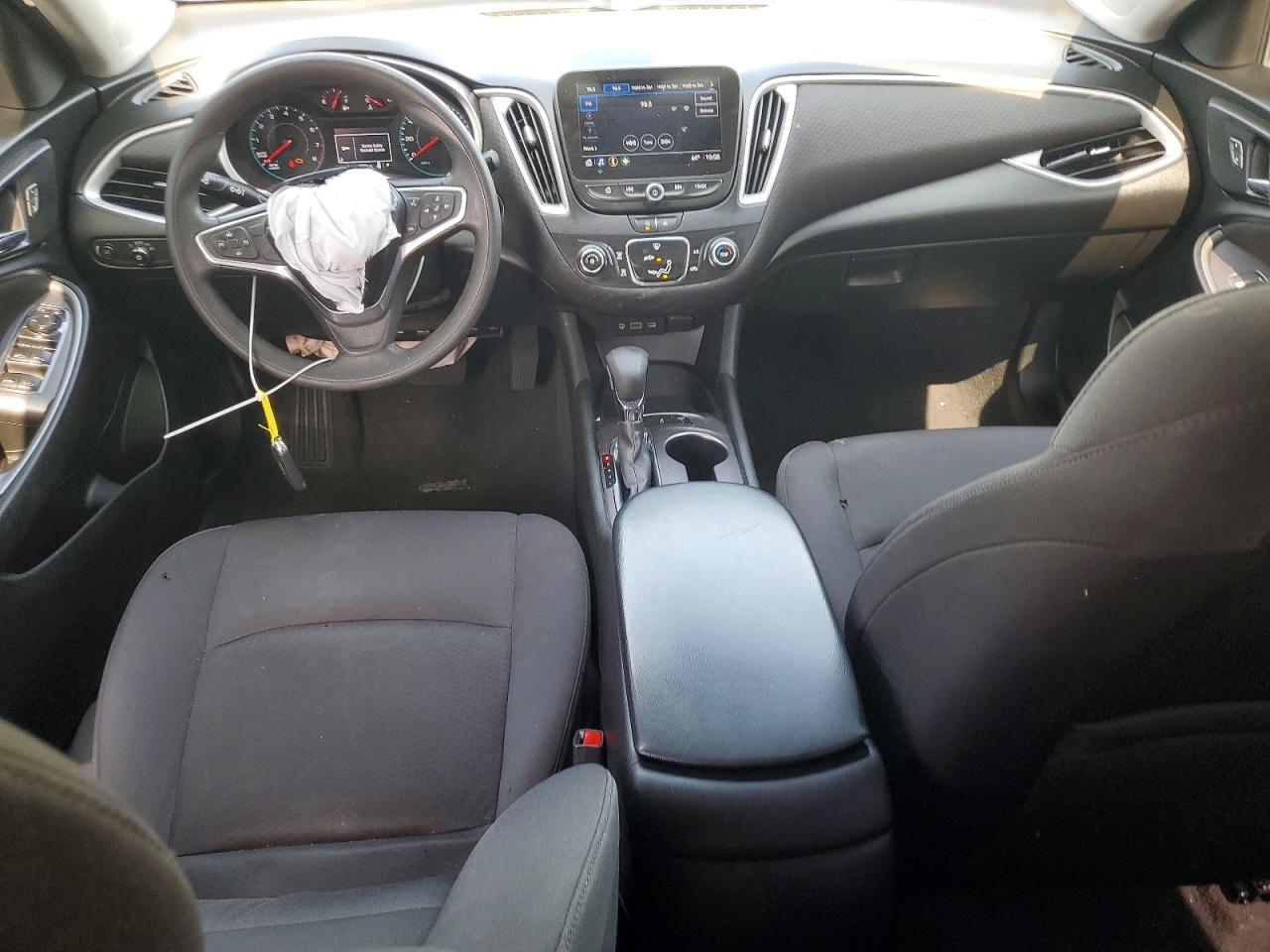 2022 CHEVROLET MALIBU LS photo 15