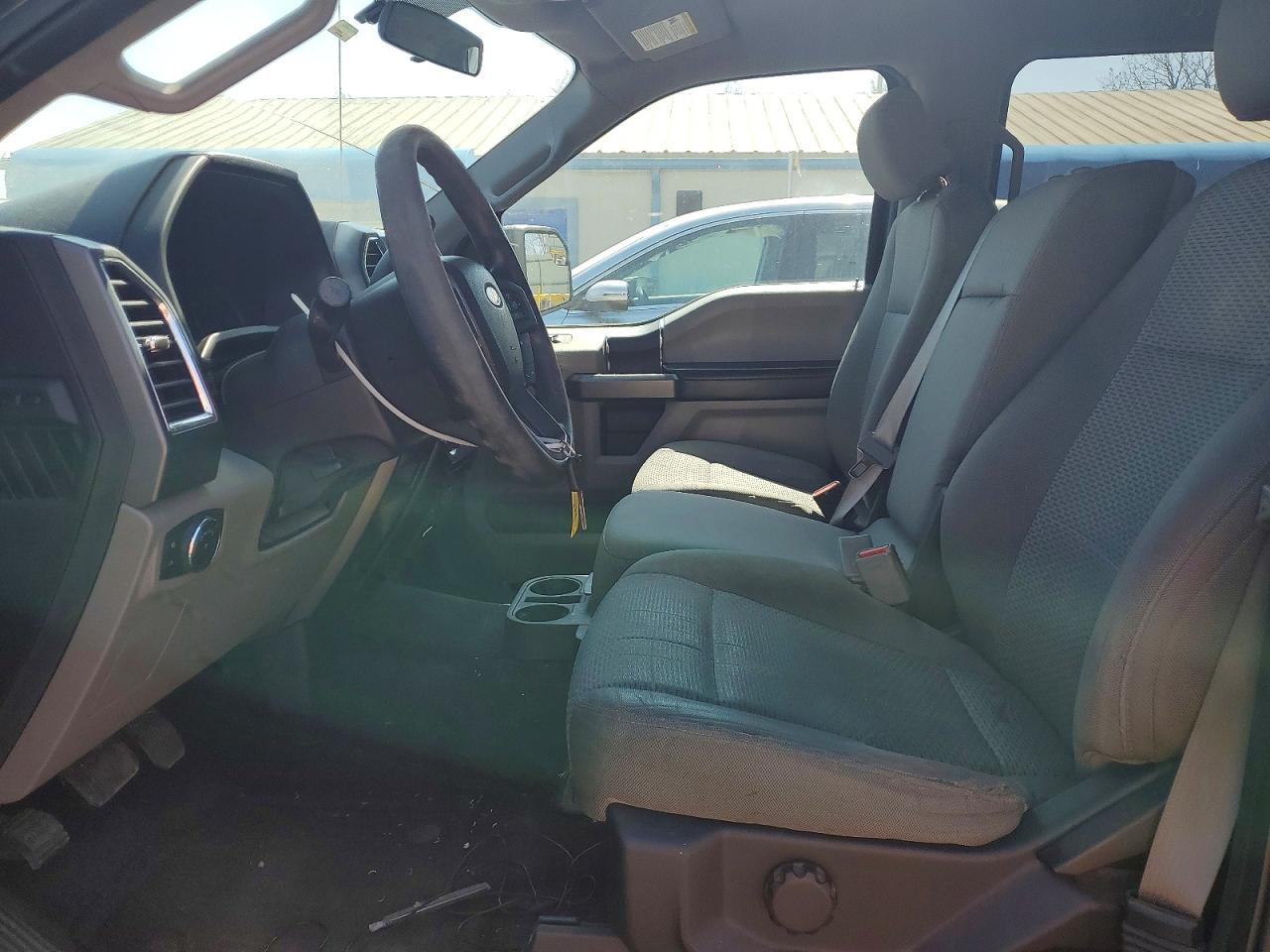 2015 FORD F150 SUPERCREW photo 19