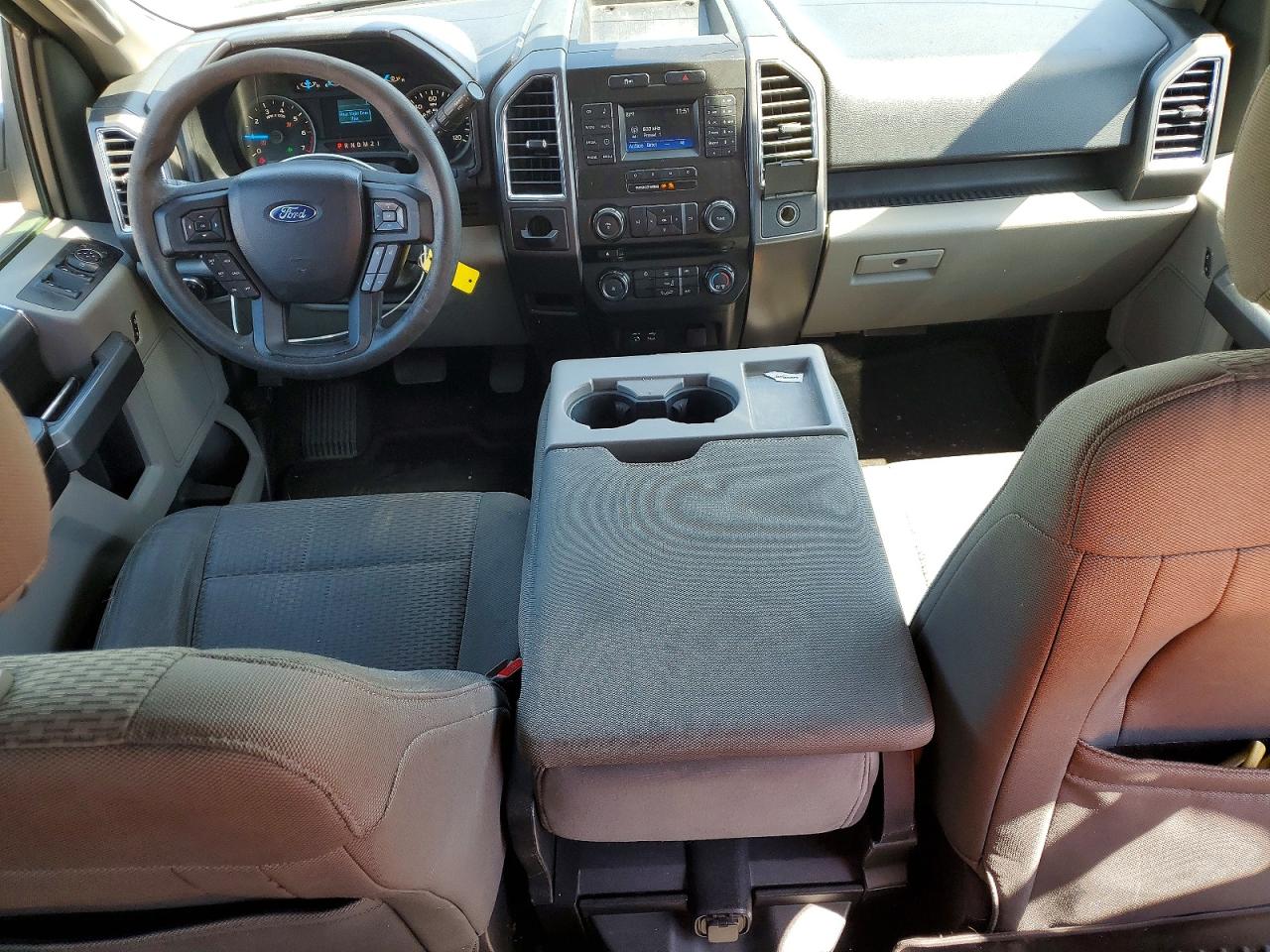 2015 FORD F150 SUPERCREW photo 22
