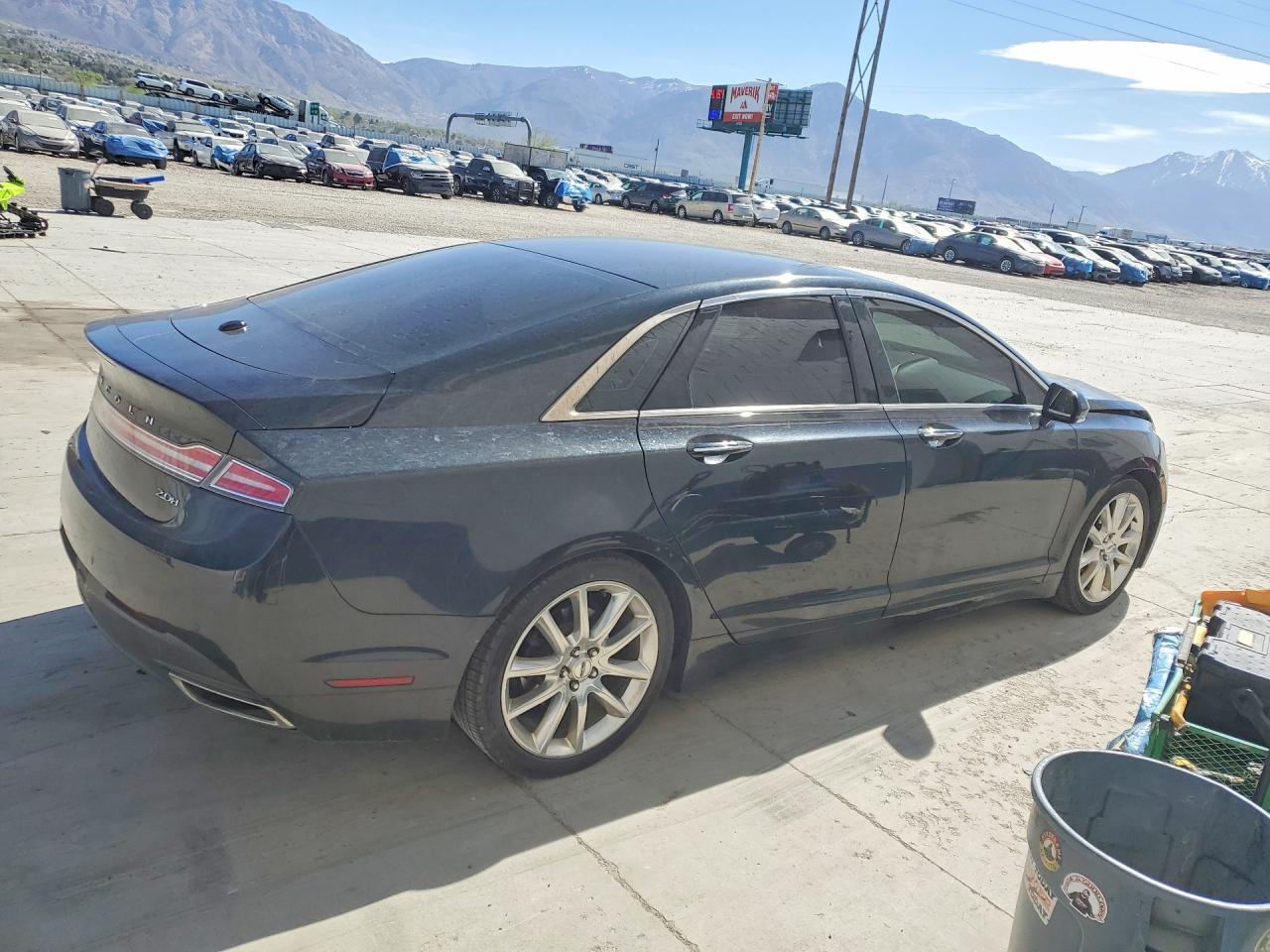2015 LINCOLN MKZ HYBRID photo 5