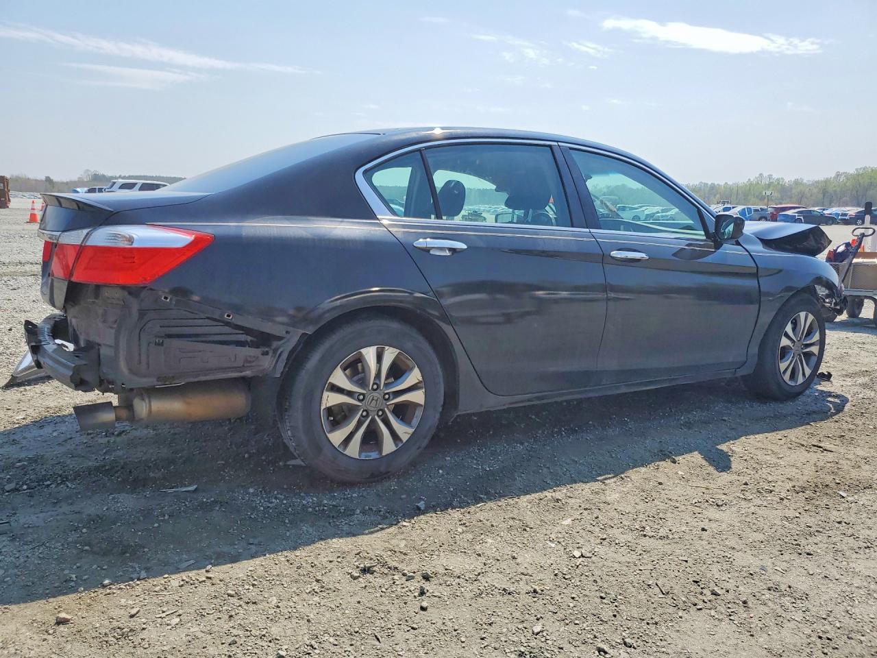 2015 HONDA ACCORD LX photo 3
