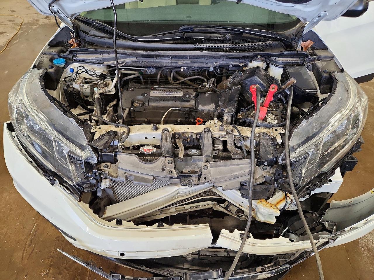 2015 HONDA CR-V LX photo 34