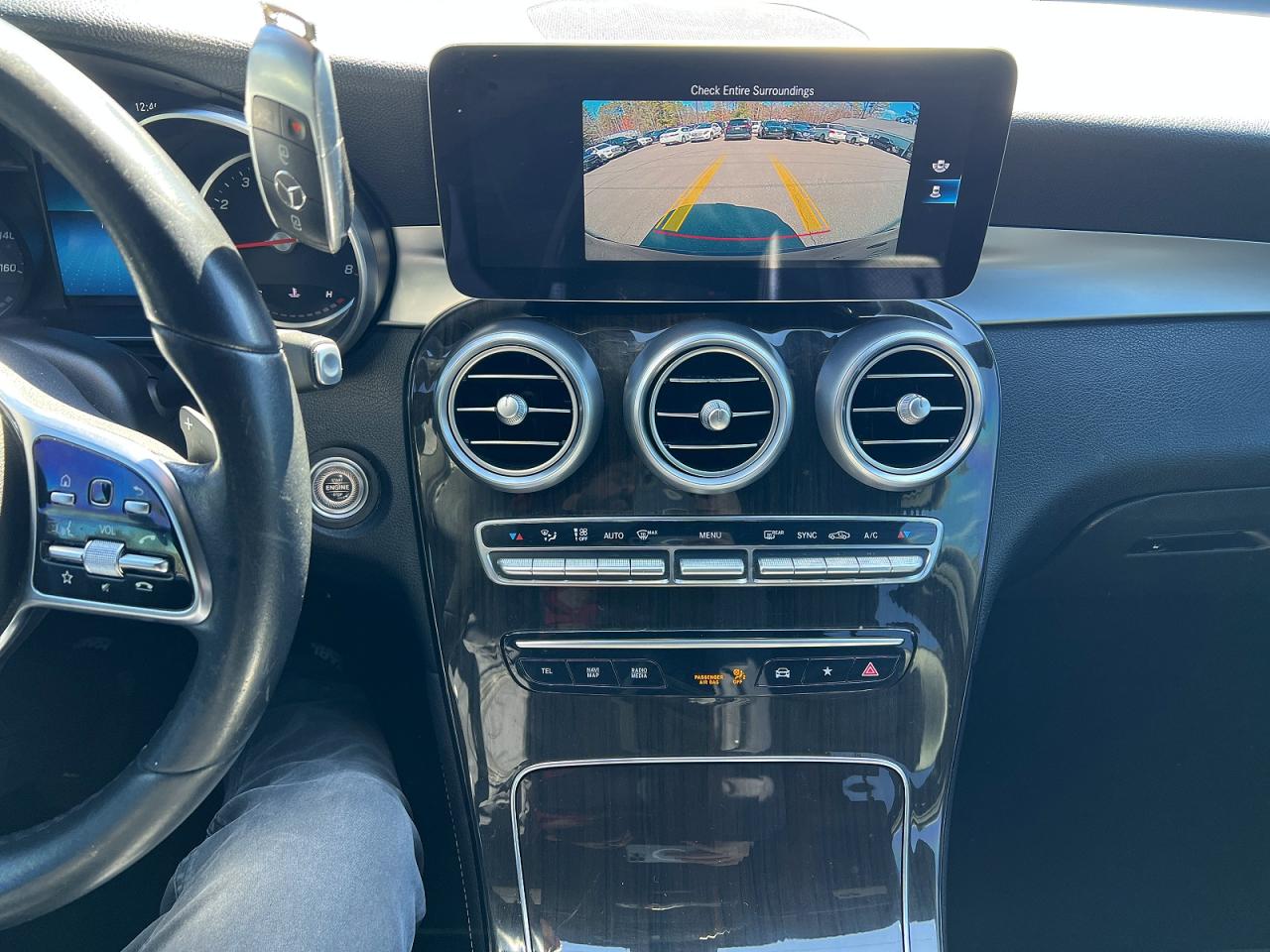 2020 MERCEDES-BENZ GLC 300 photo 9