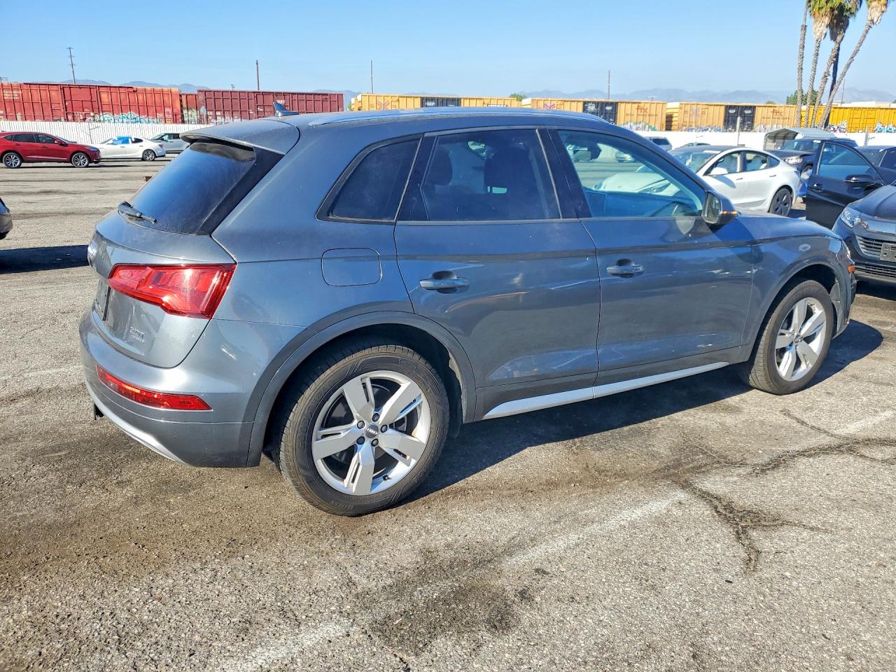2018 AUDI Q5 PREMIUM photo 3