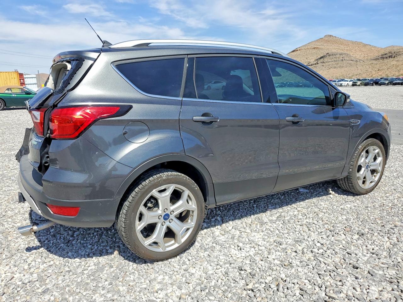 2019 FORD ESCAPE TITANIUM photo 3