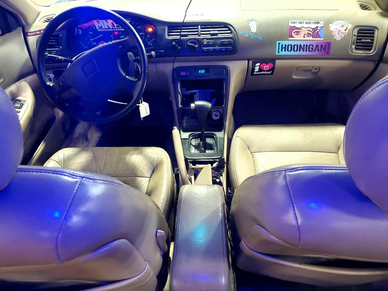 1996 HONDA ACCORD EX photo 22