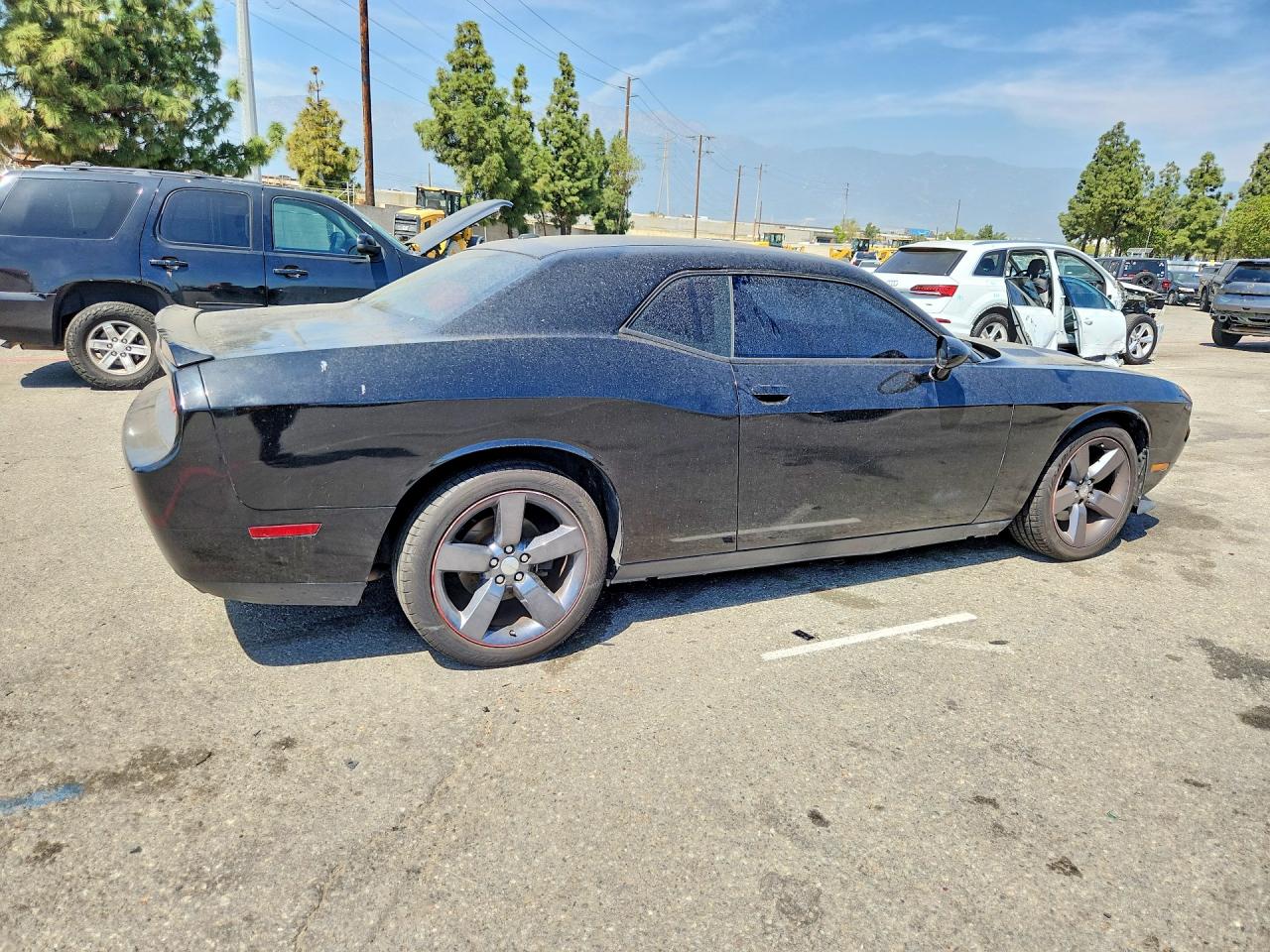 2013 DODGE CHALLENGER SXT photo 5