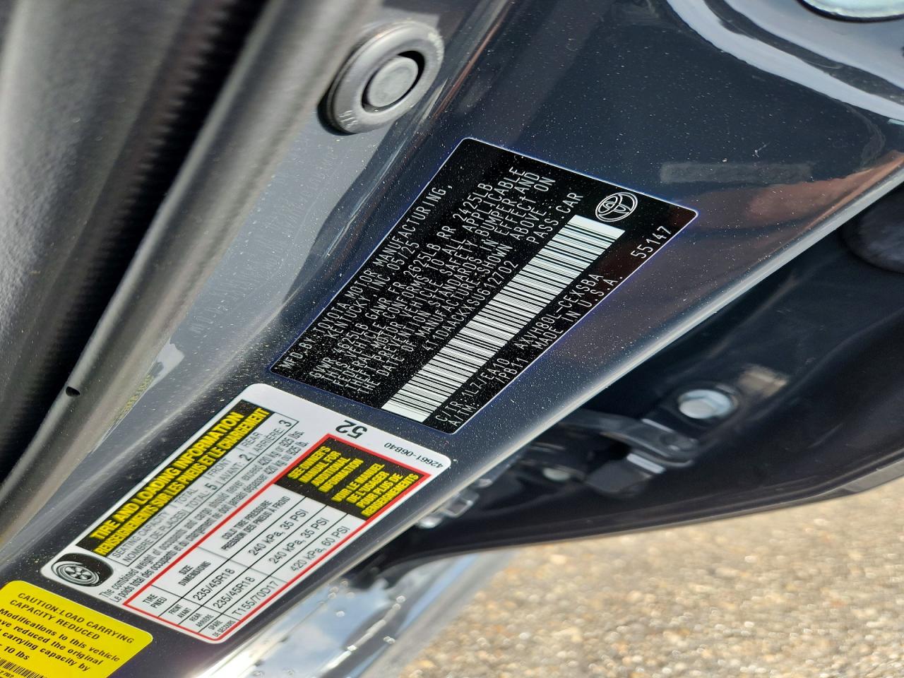 2025 TOYOTA CAMRY SE photo 25