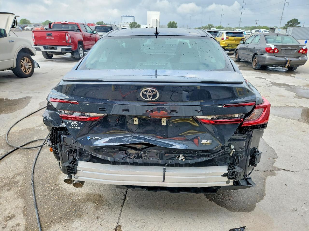 2025 TOYOTA CAMRY SE photo 11