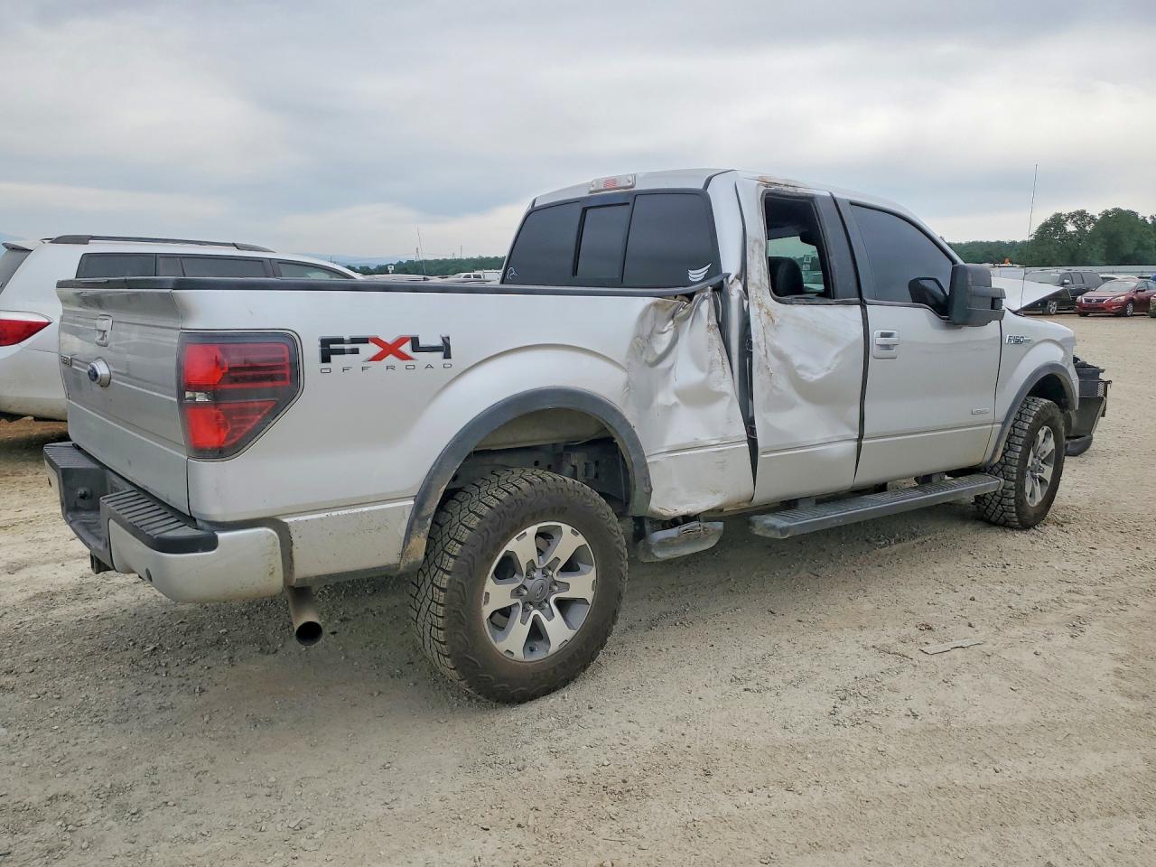 2011 FORD F150 SUPER CAB photo 3