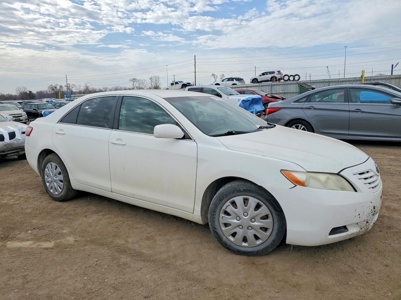 2007 TOYOTA CAMRY LE photo 10