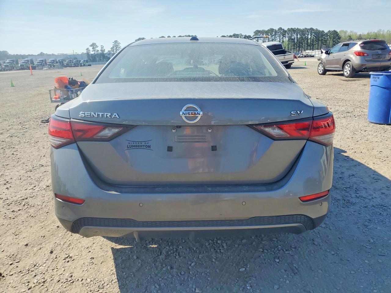 2022 NISSAN SENTRA SV photo 11
