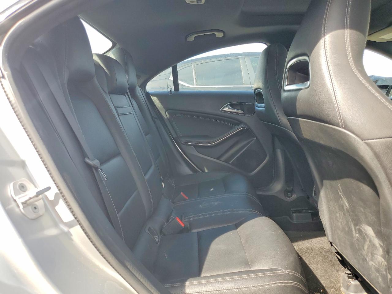 2018 MERCEDES-BENZ CLA 250 photo 19