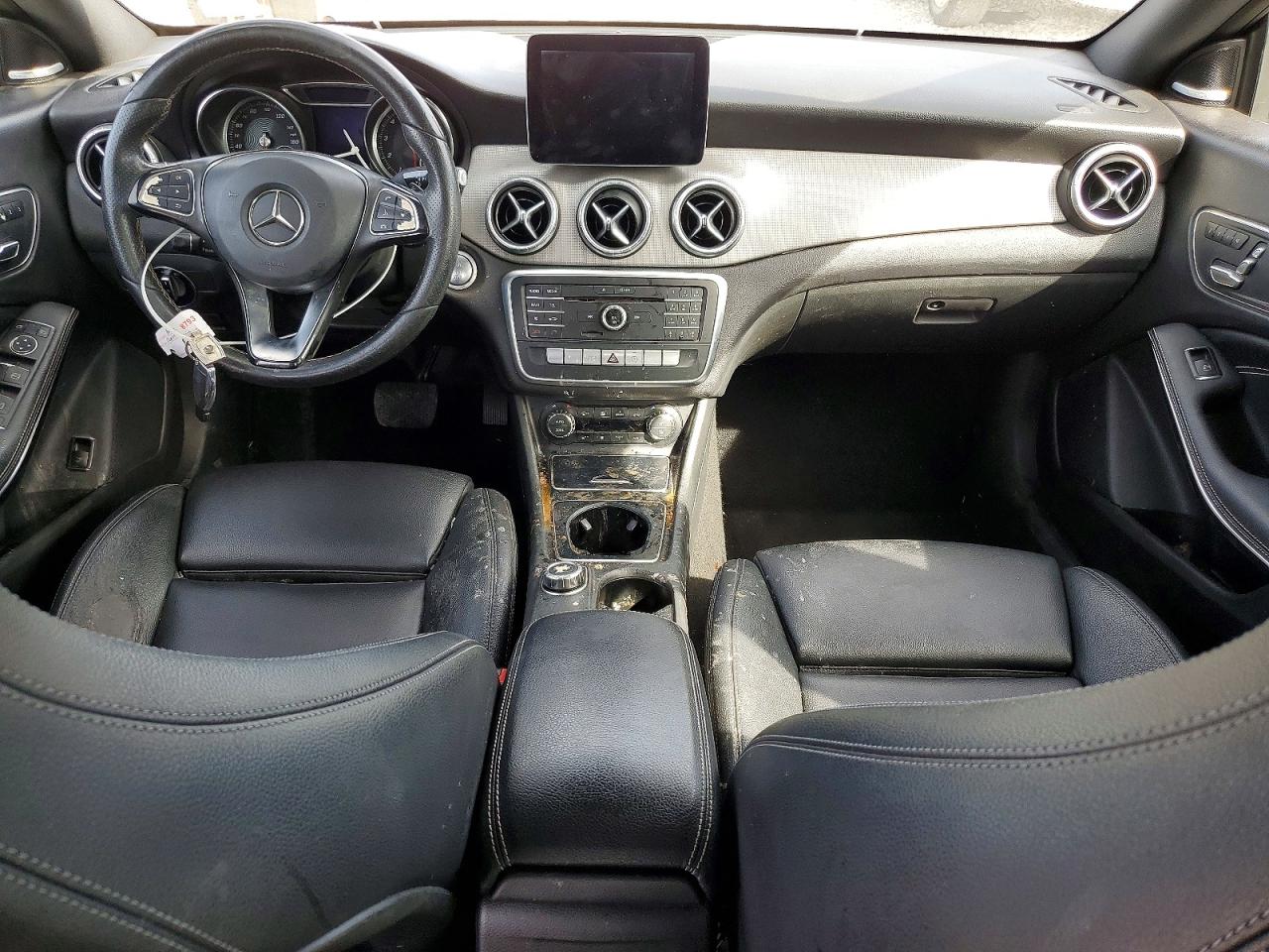 2018 MERCEDES-BENZ CLA 250 photo 15