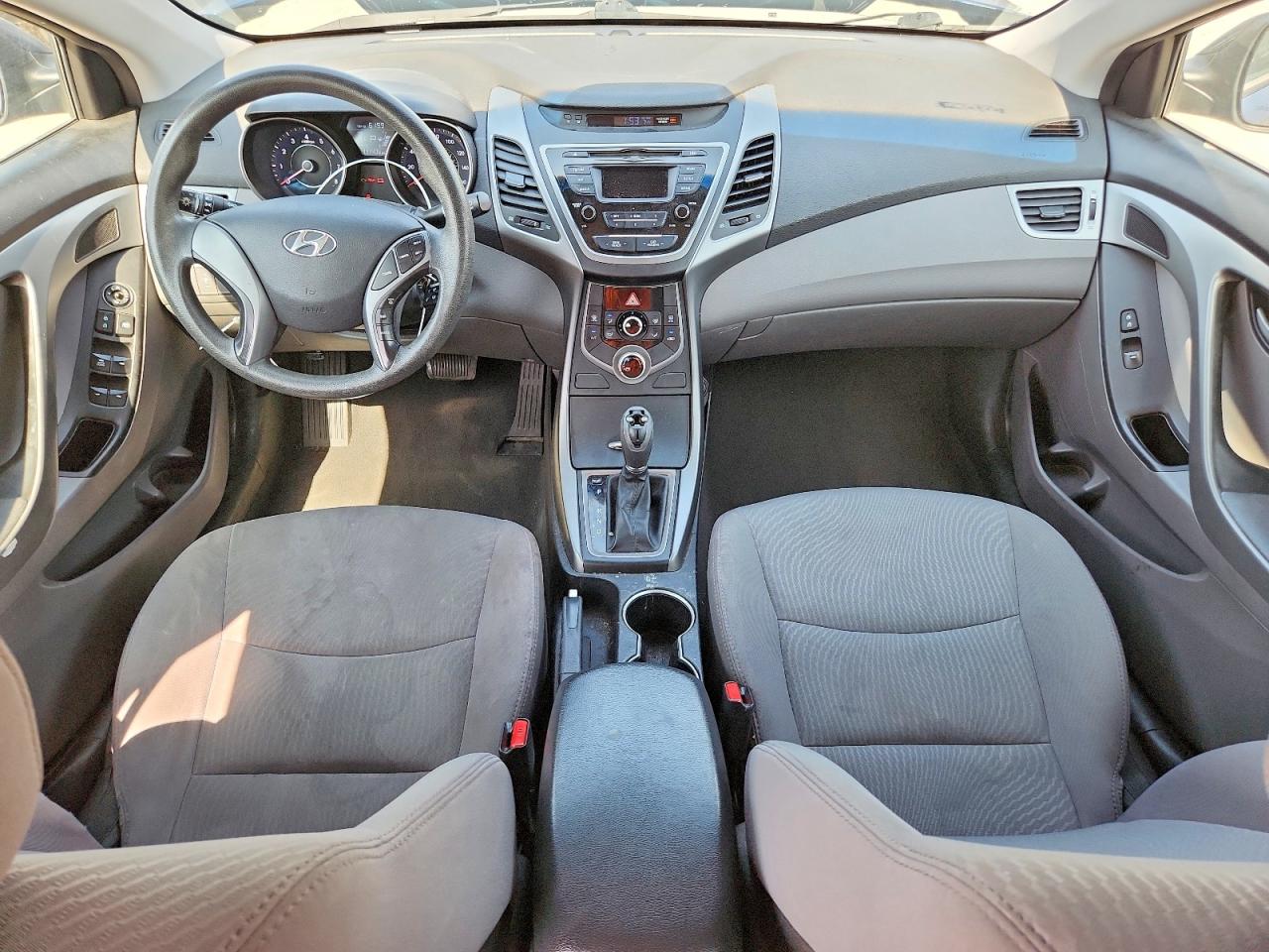 2015 HYUNDAI ELANTRA SE photo 15