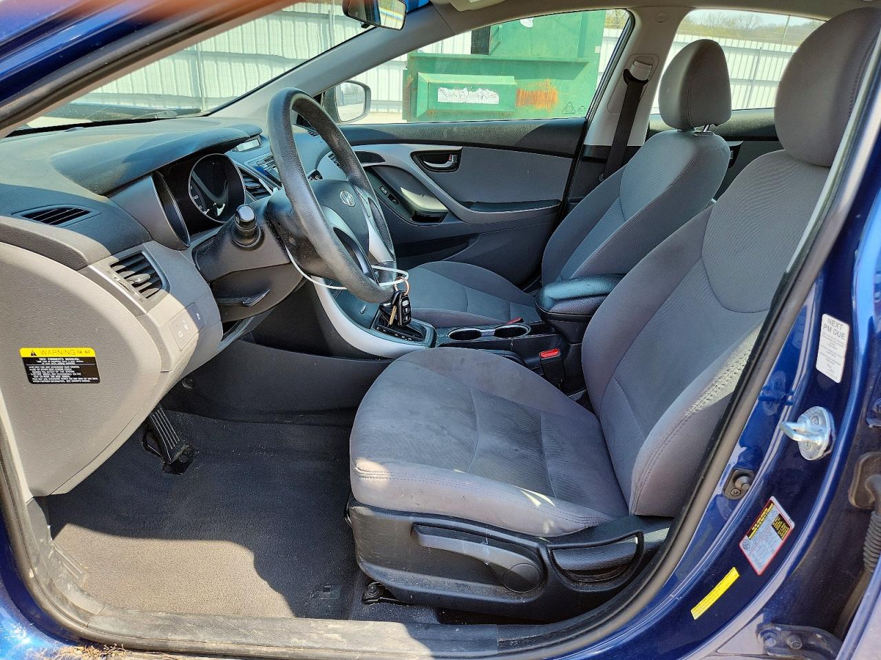 2015 HYUNDAI ELANTRA SE photo 13