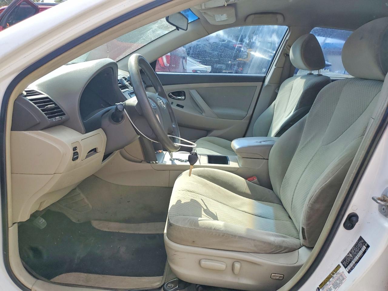 2007 TOYOTA CAMRY LE photo 7