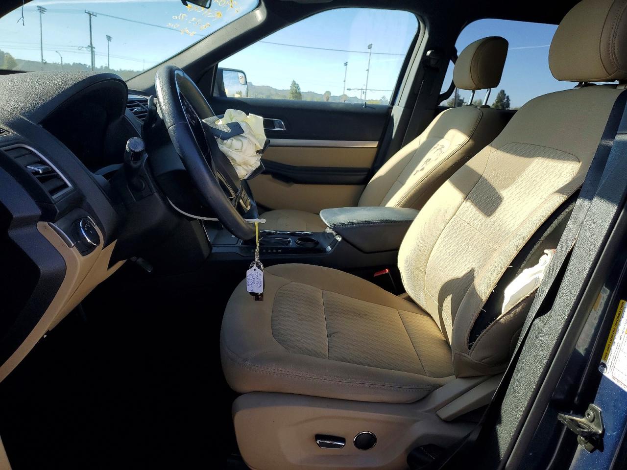 2017 FORD EXPLORER photo 7