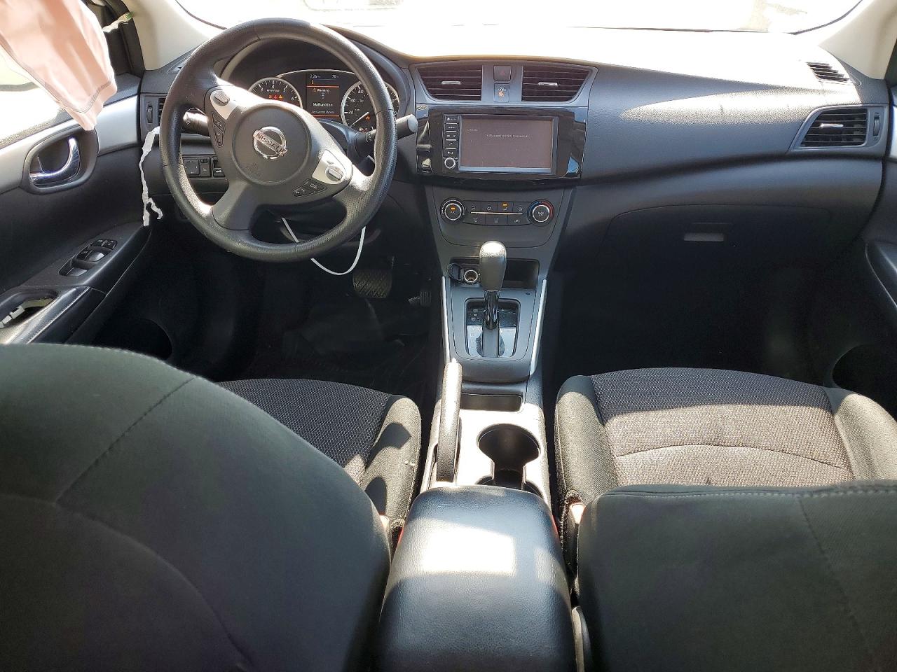 2019 NISSAN SENTRA S photo 15
