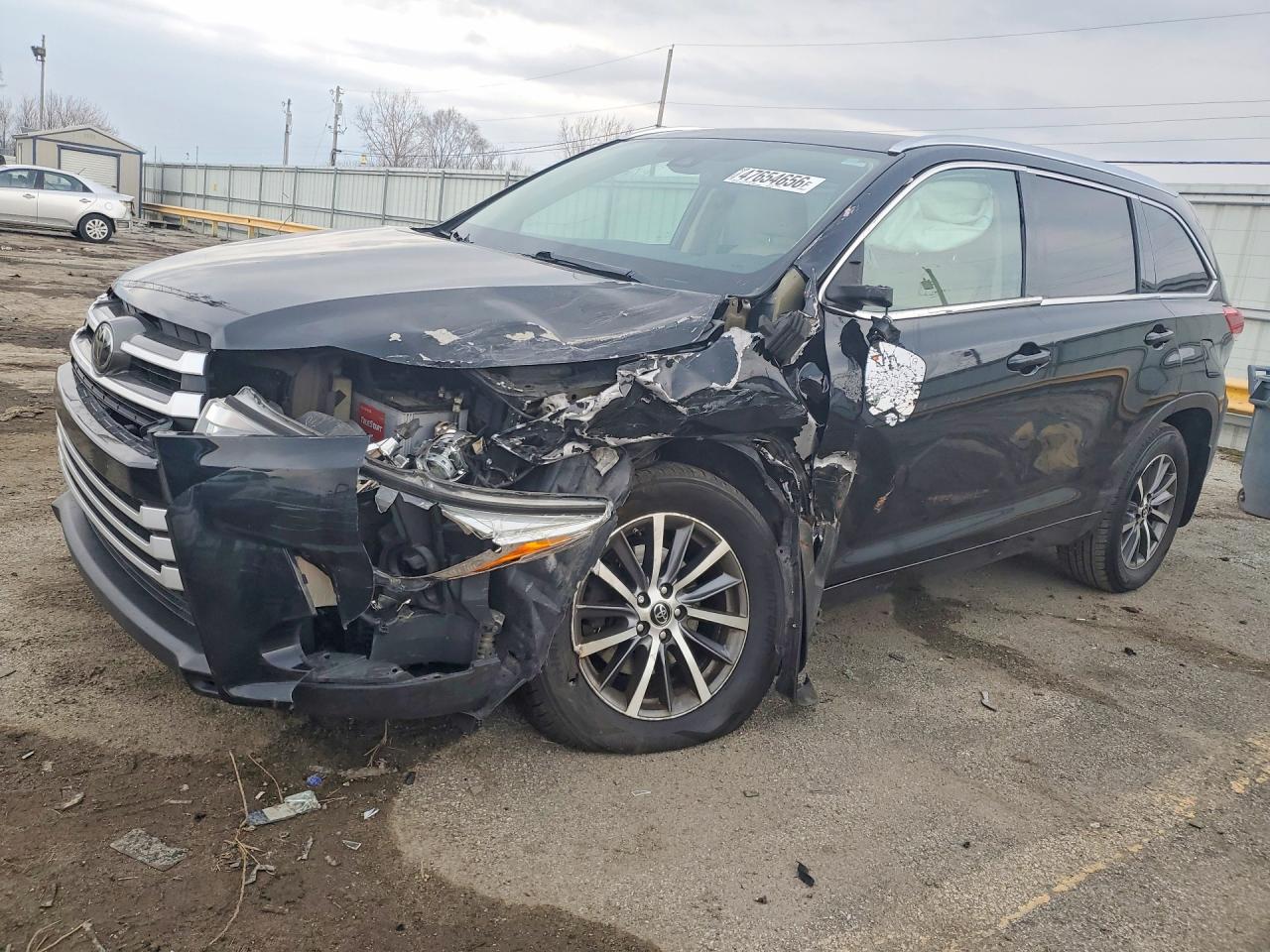 2018 TOYOTA HIGHLANDER